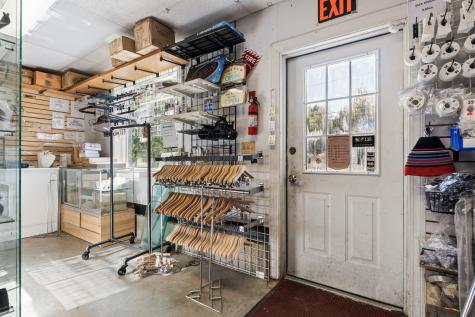 1907 Sanford Road Wells ME 04090