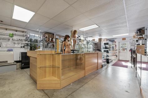 1907 Sanford Road Wells ME 04090