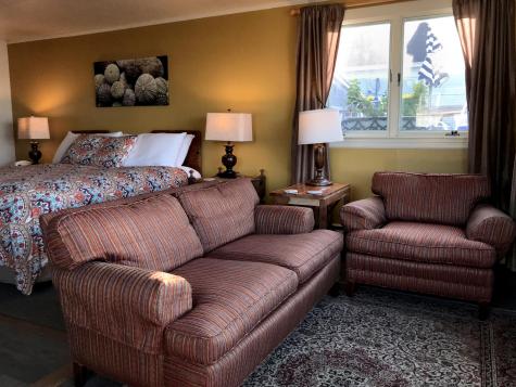 45 Main Street Stonington ME 04681