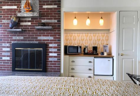 45 Main Street Stonington ME 04681