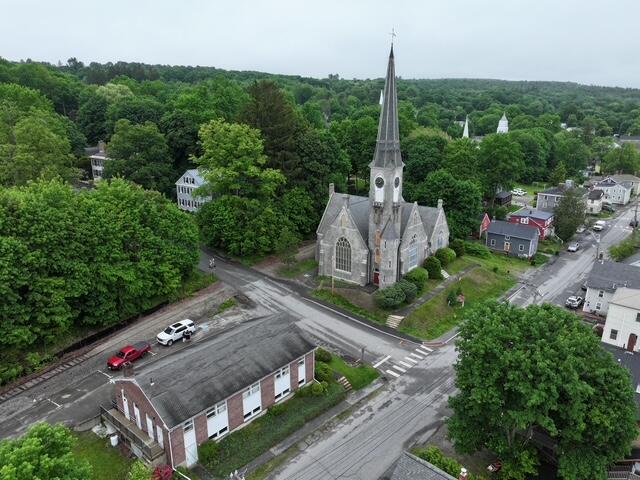 2 Chestnut Street Hallowell ME 04347