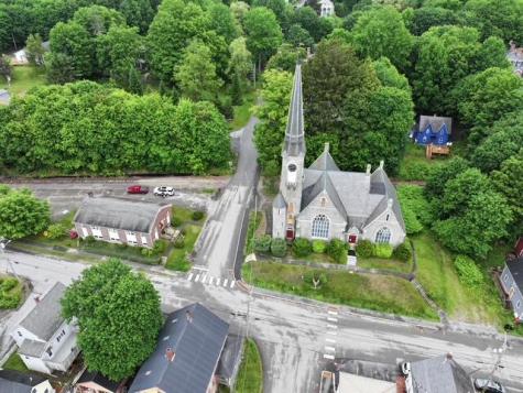 2 Chestnut Street Hallowell ME 04347