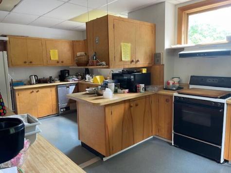 2 Chestnut Street Hallowell ME 04347