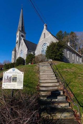 2 Chestnut Street Hallowell ME 04347