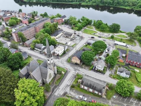 2 Chestnut Street Hallowell ME 04347