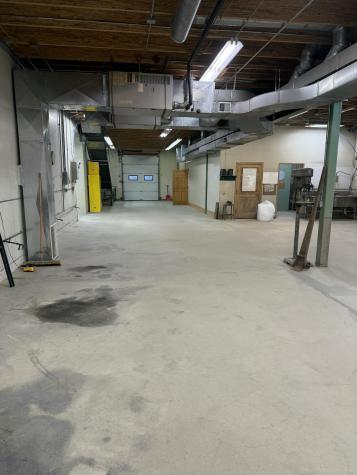 783 Auburn Road Peru ME 04290