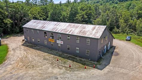 783 Auburn Road Peru ME 04290