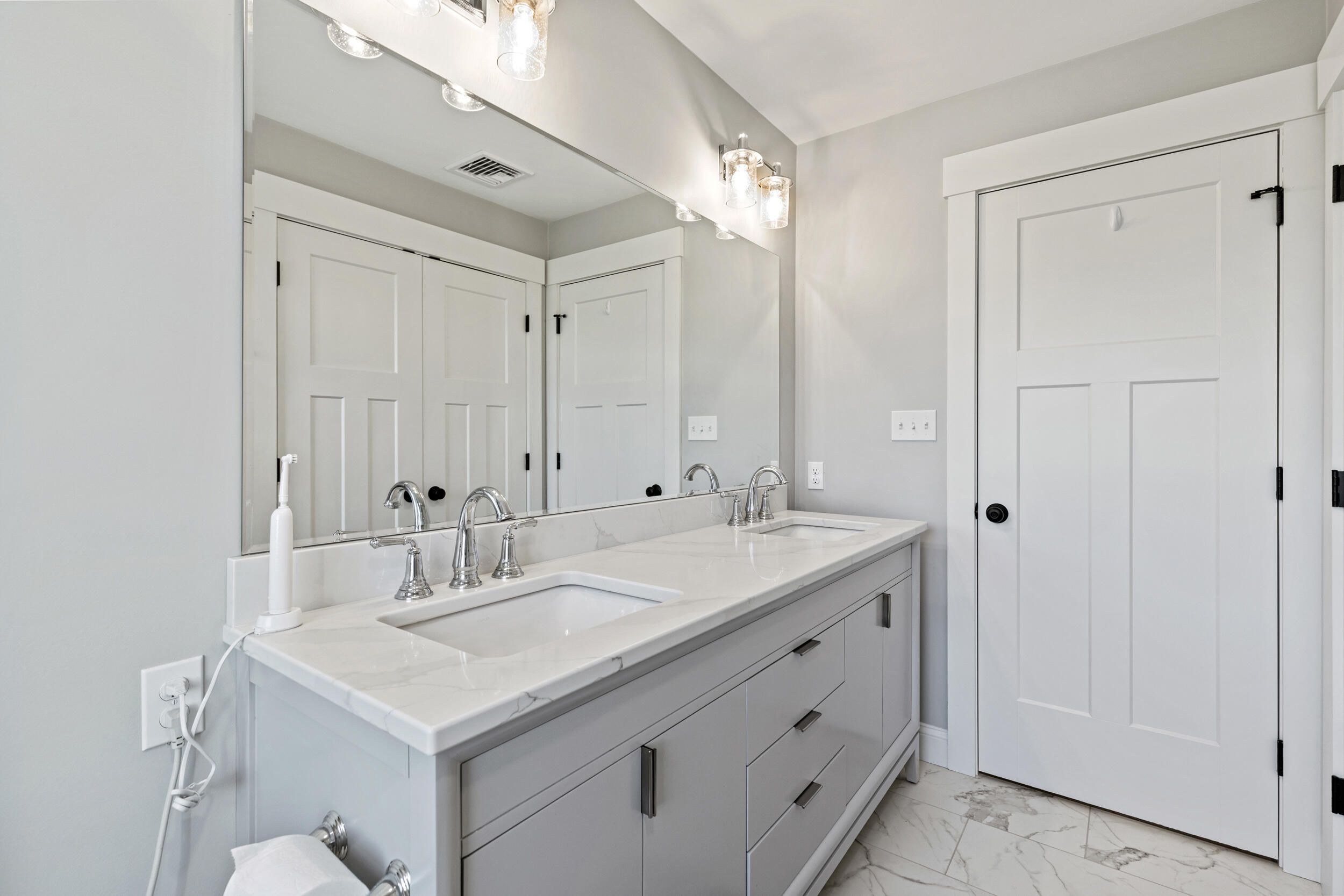 9 Cobblestone Street Falmouth ME 04105