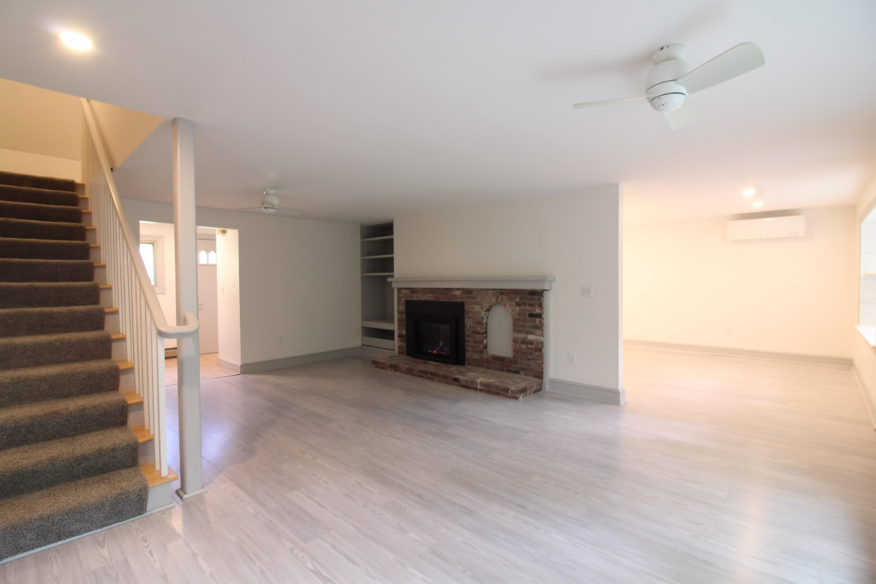 32 Applegate Lane Falmouth ME 04105