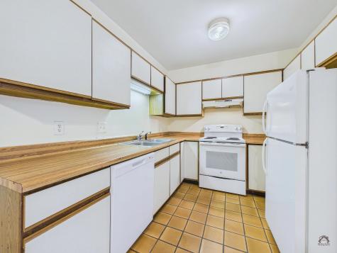 85 Middle Street Hallowell ME 04347