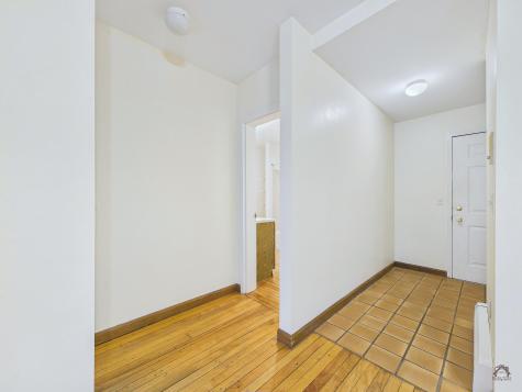 85 Middle Street Hallowell ME 04347