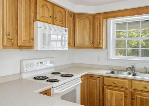 59 Plymouth Grove Kennebunk ME 04043