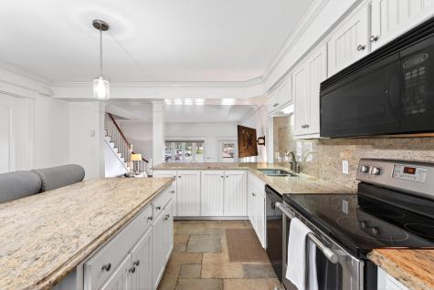 1112 Roosevelt Trail Windham ME 04062