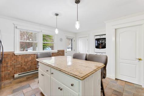 1112 Roosevelt Trail Windham ME 04062