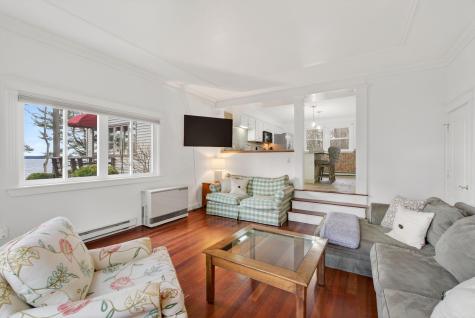 1112 Roosevelt Trail Windham ME 04062