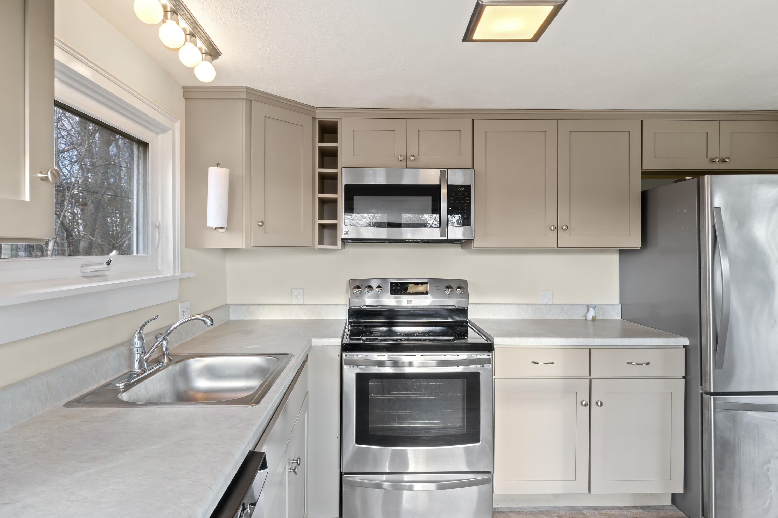 22 Pier Road Kennebunkport ME 04046