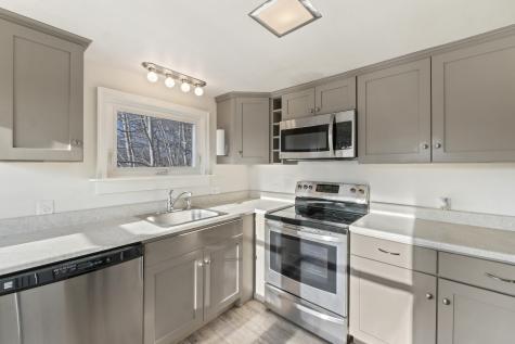 22 Pier Road Kennebunkport ME 04046