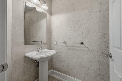 100 Shepards Cove Road Kittery ME 03904