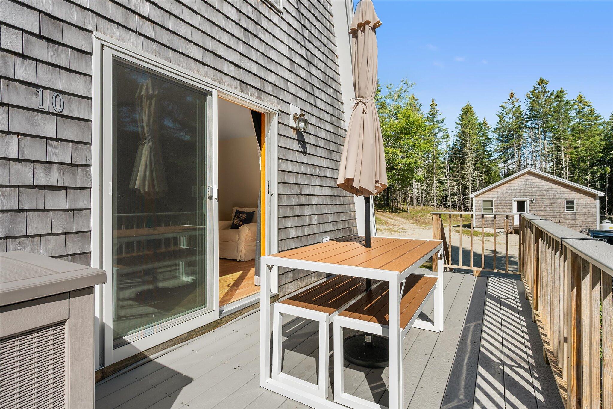 10 Maslow Square Blue Hill ME 04614