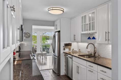 4 Goodridge Drive Naples ME 04055