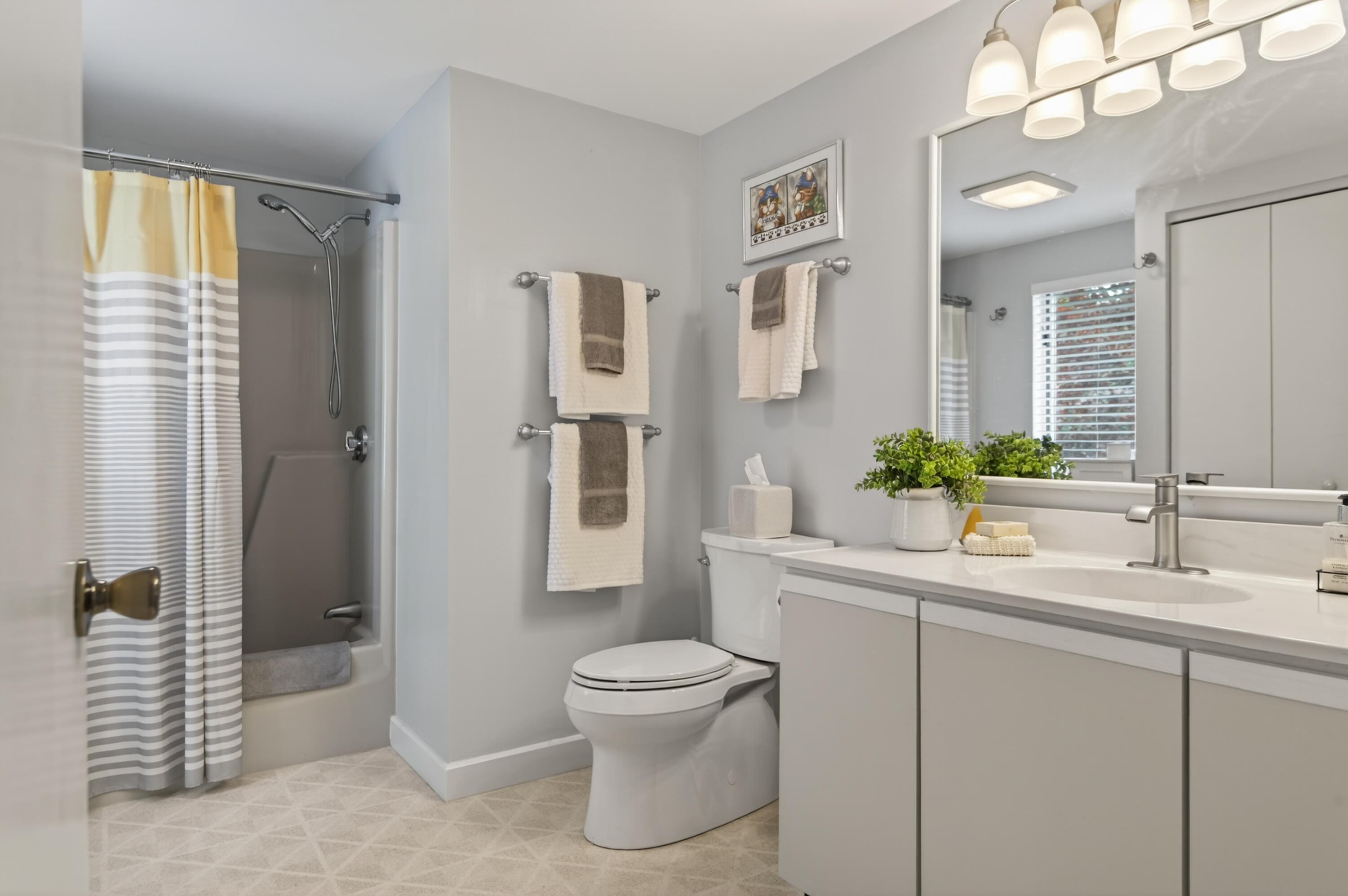 4 Goodridge Drive Naples ME 04055