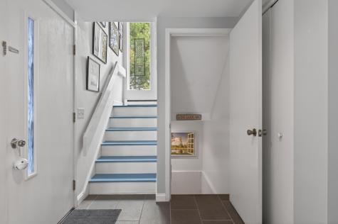 4 Goodridge Drive Naples ME 04055