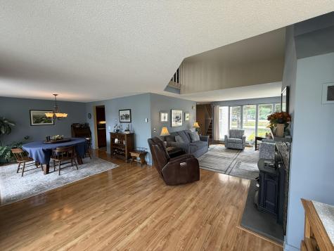 23 Clifford Road Naples ME 04055