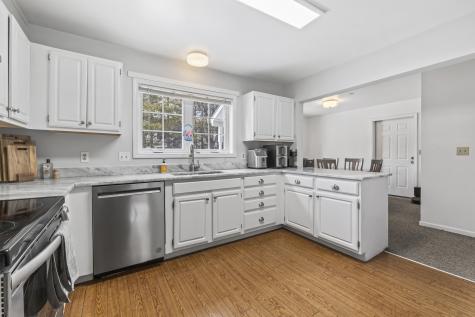 25 Beaver Pond Road Brunswick ME 04011