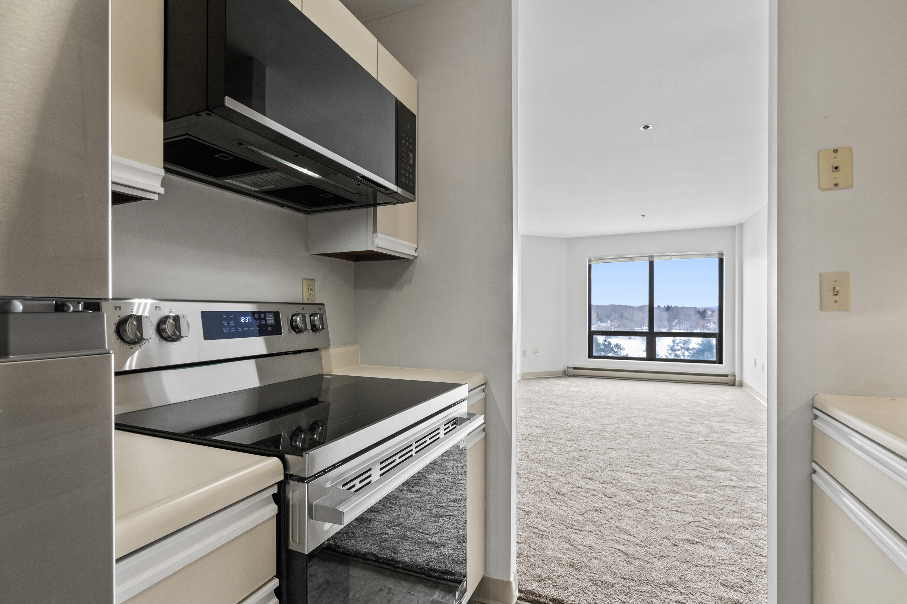 148 Breakwater Drive South Portland ME 04106