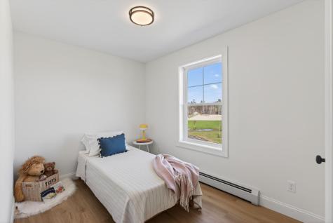 12 Feldspar Lane Cumberland ME 04021