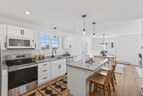 12 Feldspar Lane Cumberland ME 04021