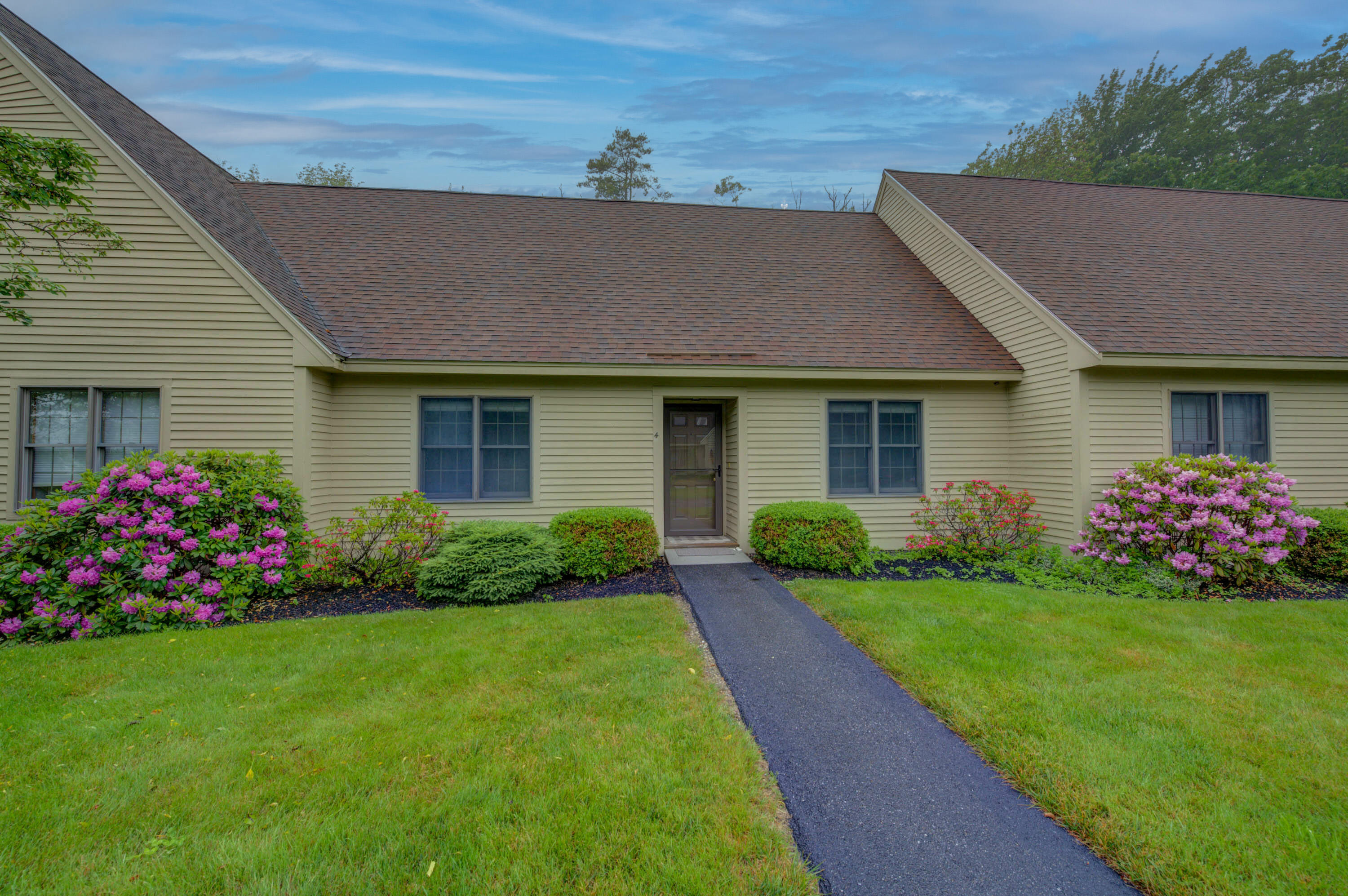 4 Cheshire Meadows Lane Kennebunk ME 04043
