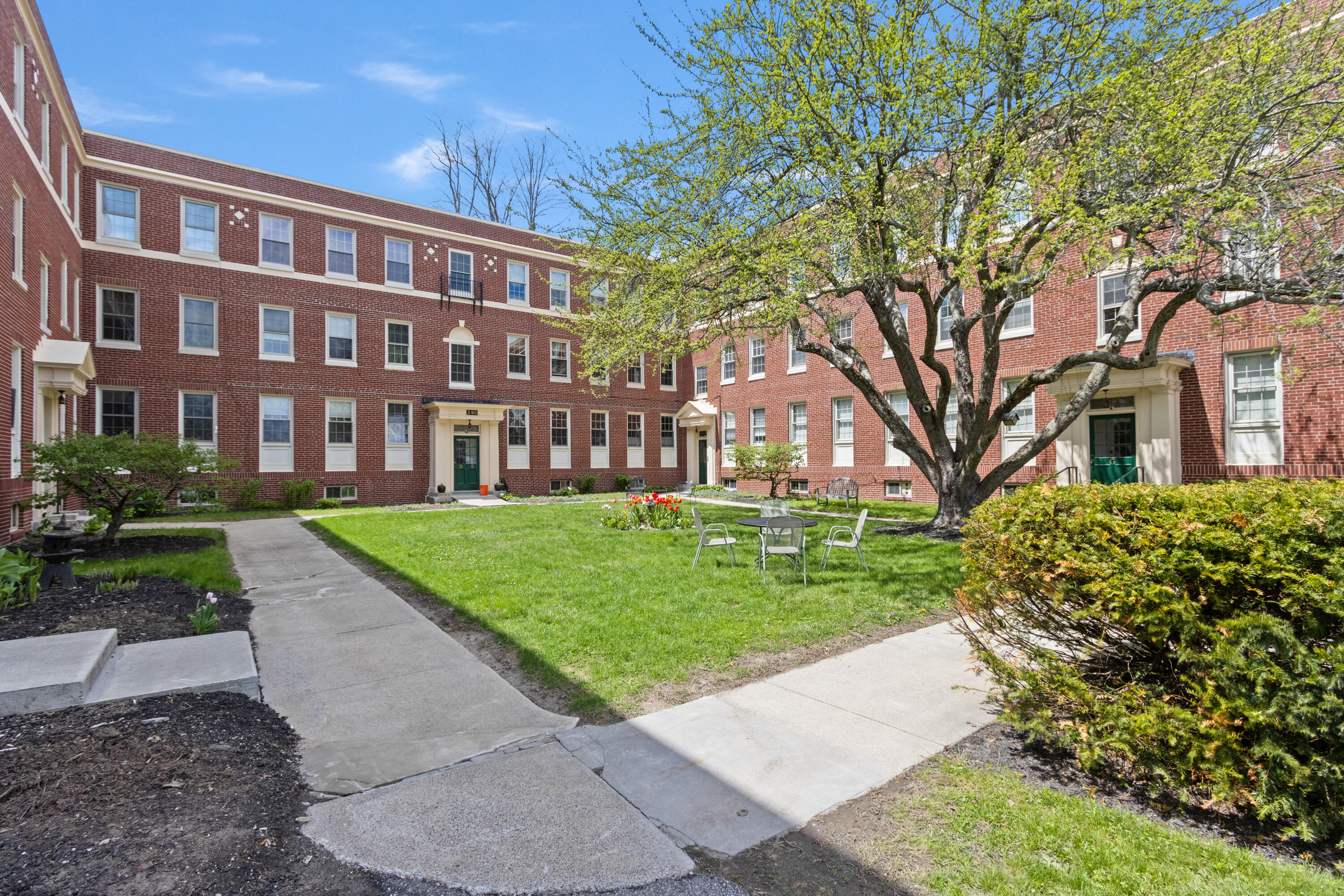 Portland ME, 290 Baxter Boulevard, Unit F2
