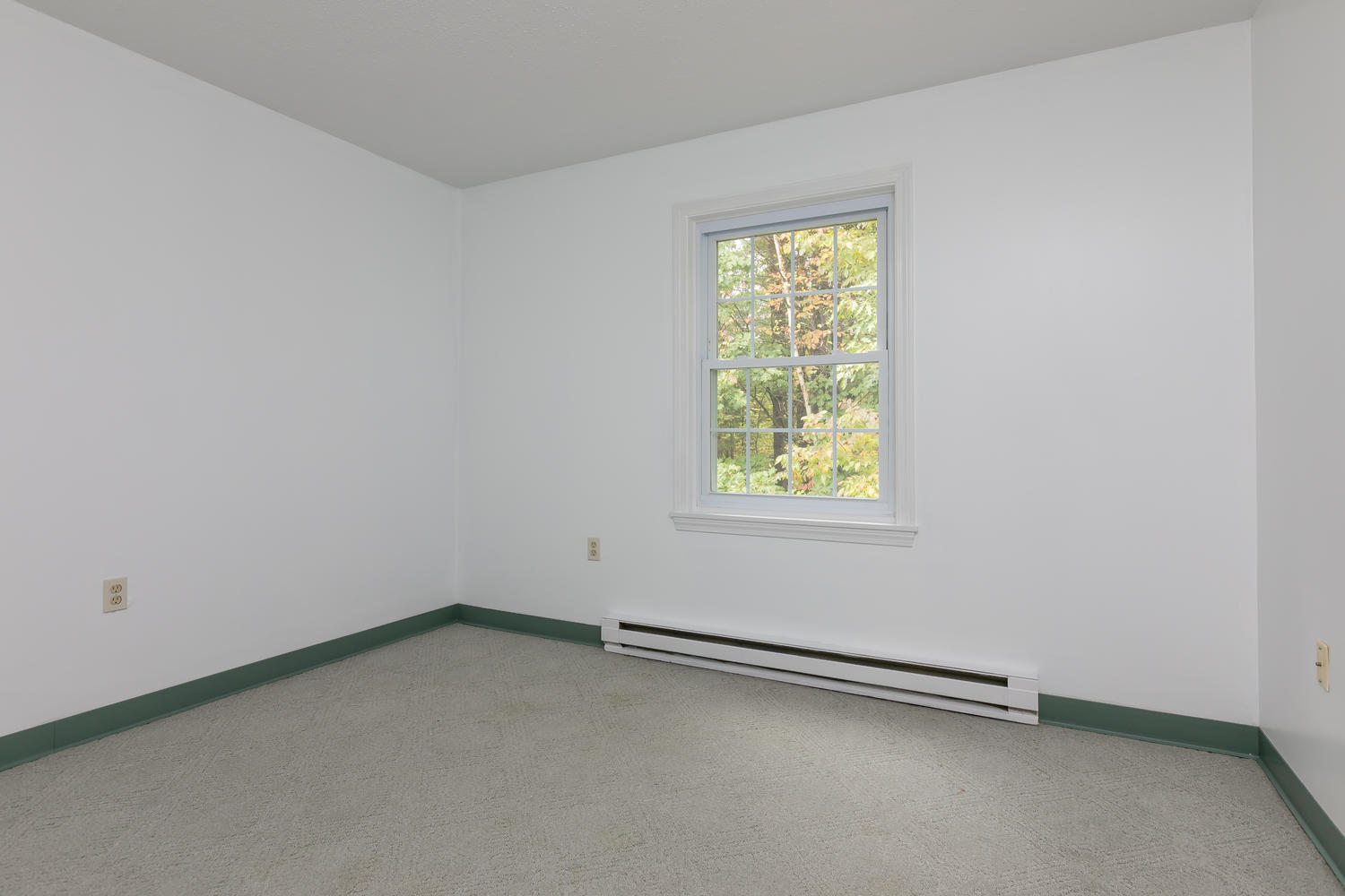 35 Somerset Freeport ME 04032
