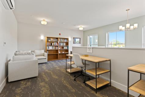 65 Mcauley Way Portland ME 04103