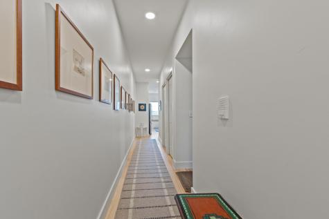 65 Mcauley Way Portland ME 04103