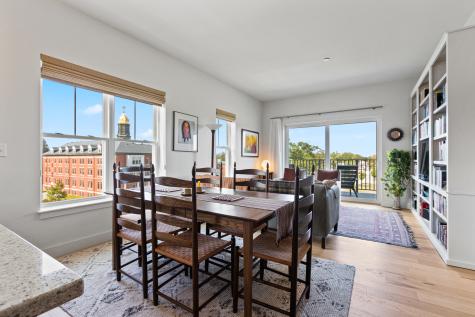 65 Mcauley Way Portland ME 04103