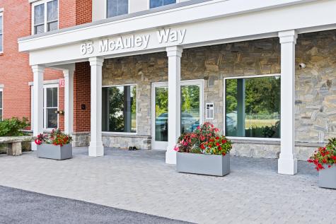 65 Mcauley Way Portland ME 04103