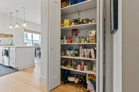 65 Mcauley Way Portland ME 04103