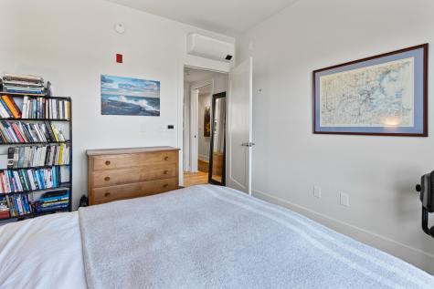 65 Mcauley Way Portland ME 04103