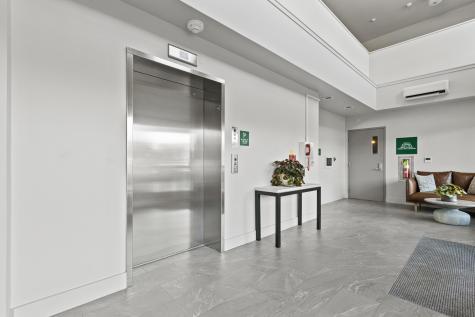 65 Mcauley Way Portland ME 04103