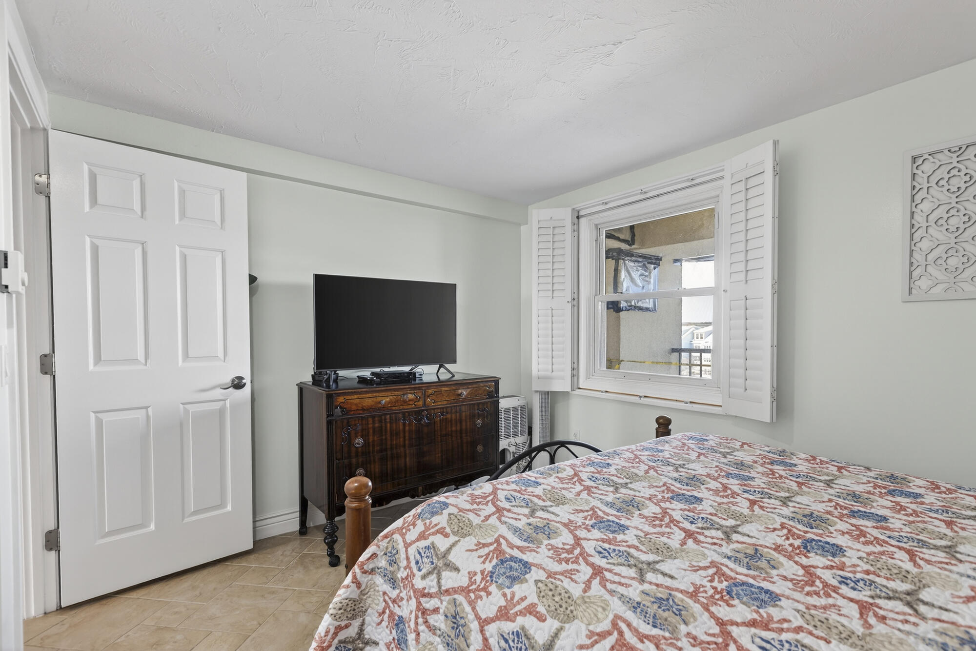 191 E Grand Avenue Old Orchard Beach ME 04064
