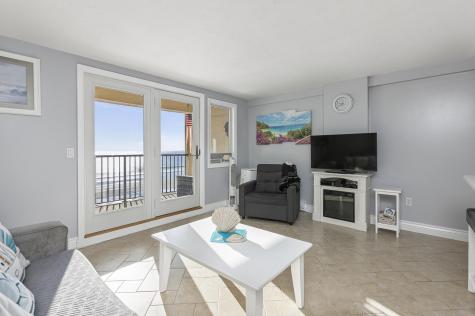 191 E Grand Avenue Old Orchard Beach ME 04064