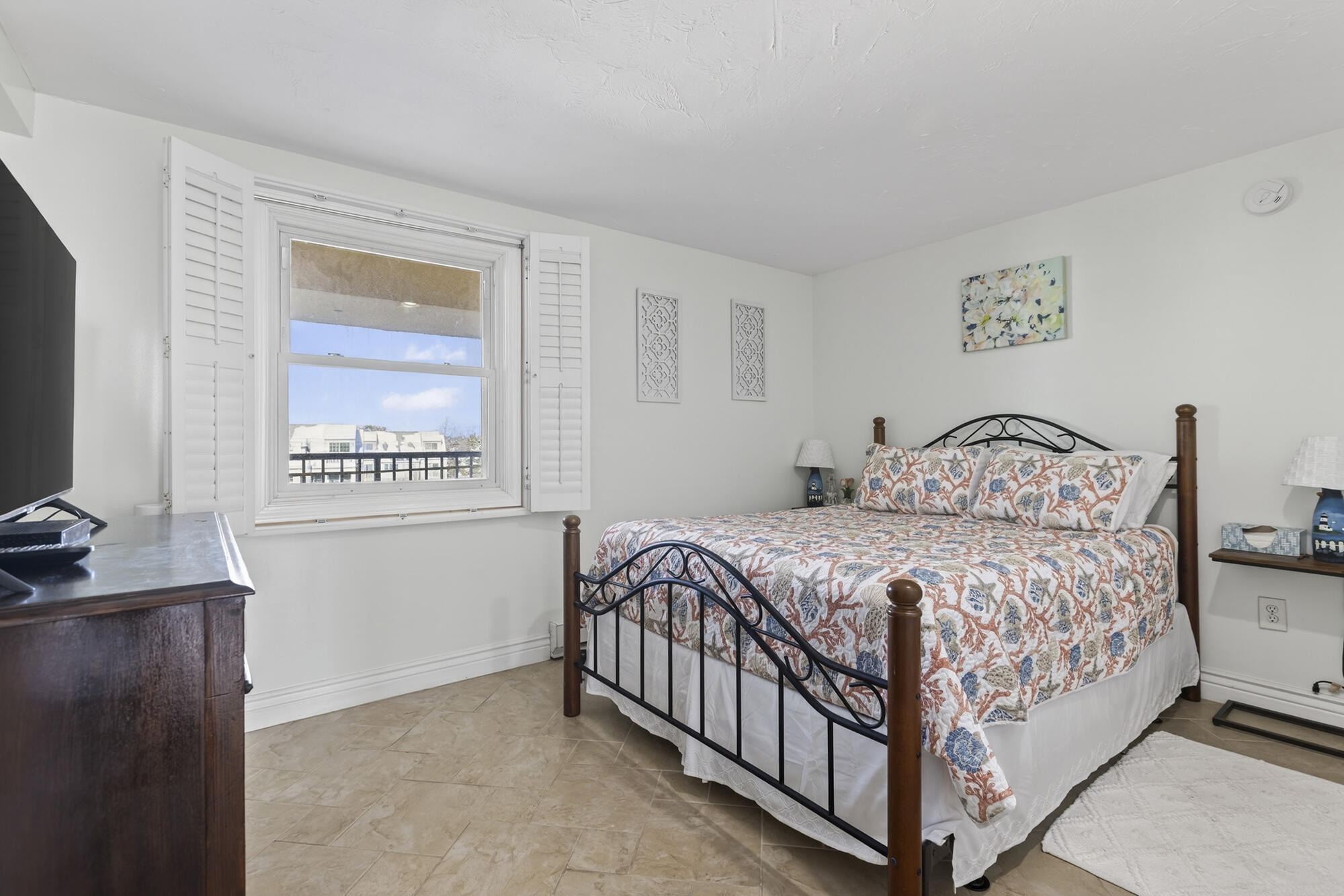 191 E Grand Avenue Old Orchard Beach ME 04064