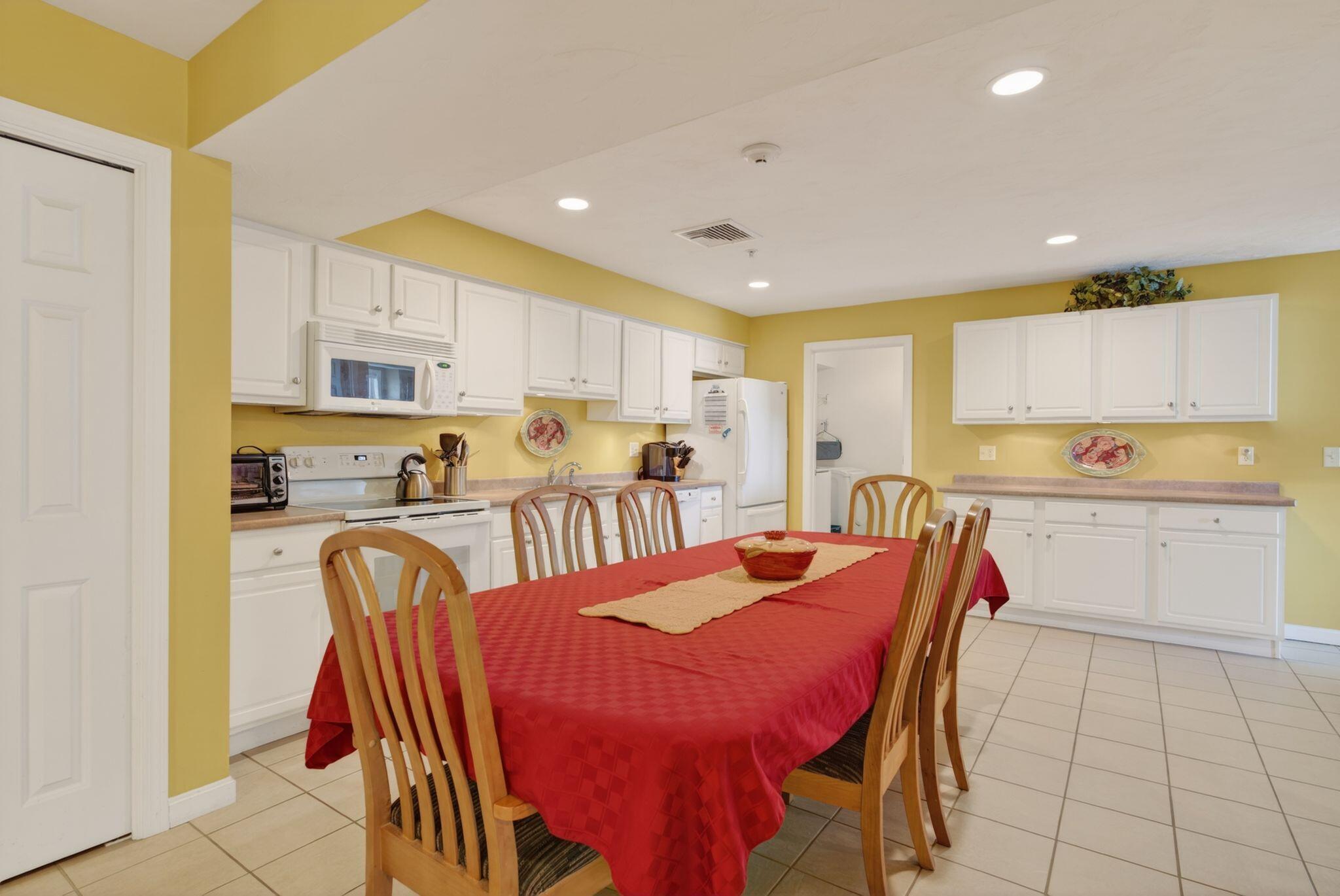 170 E Grand Avenue Old Orchard Beach ME 04064