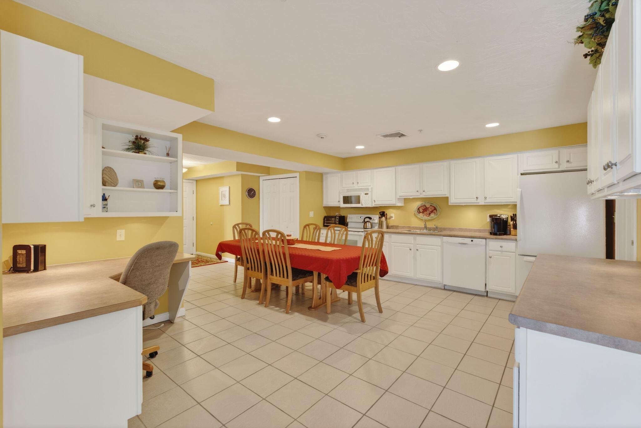 170 E Grand Avenue Old Orchard Beach ME 04064