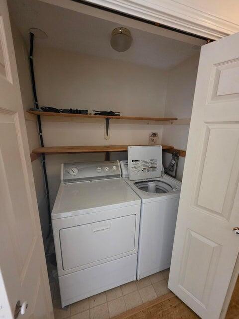 38 Cluf Bay Road Brunswick ME 04011