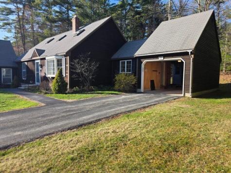 38 Cluf Bay Road Brunswick ME 04011
