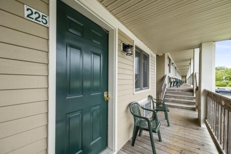 733 Post Road Wells ME 04090