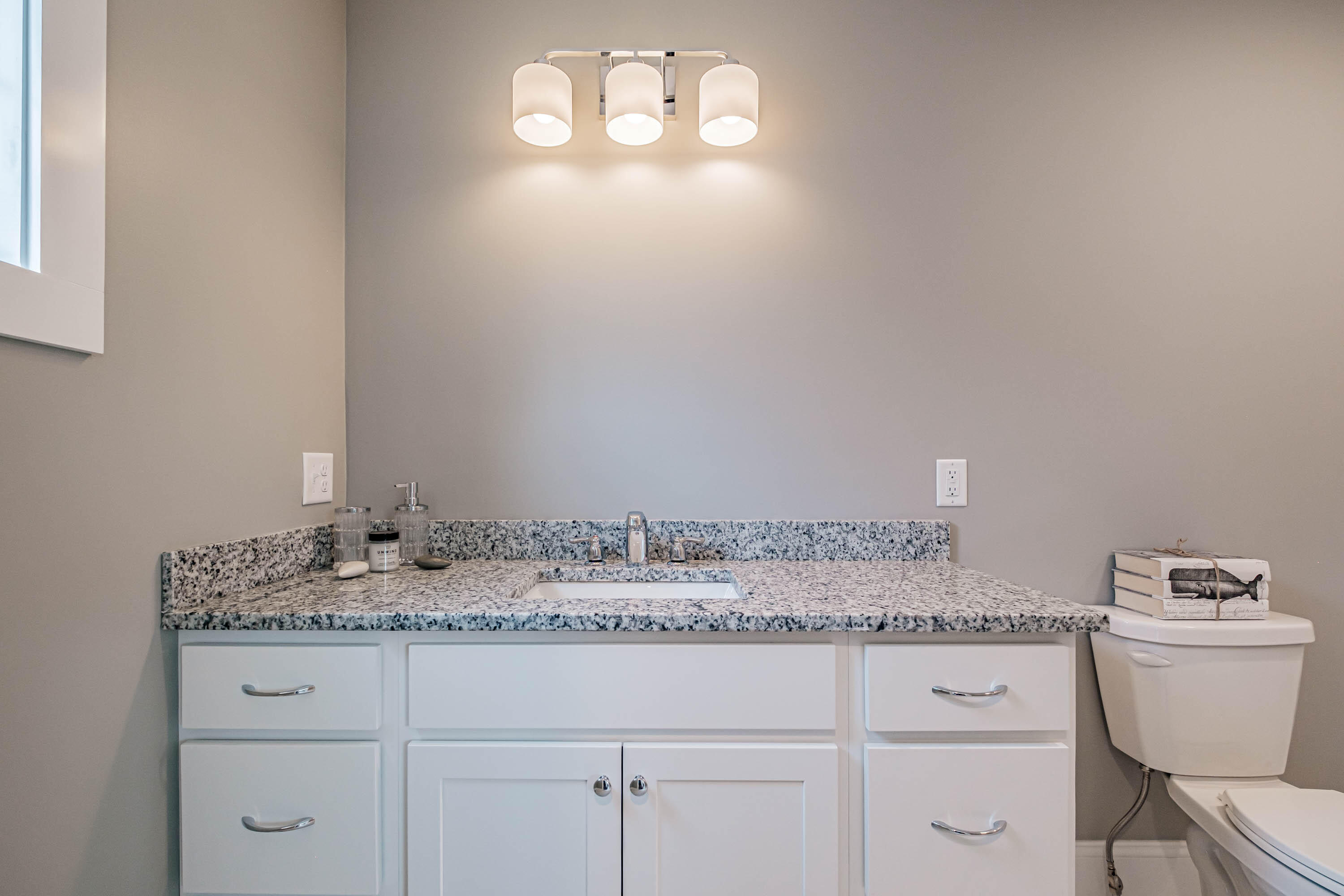 194 Falcon Crest Drive Gorham ME 04038